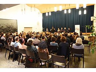 Gäste und der Damenchor Chur Süd